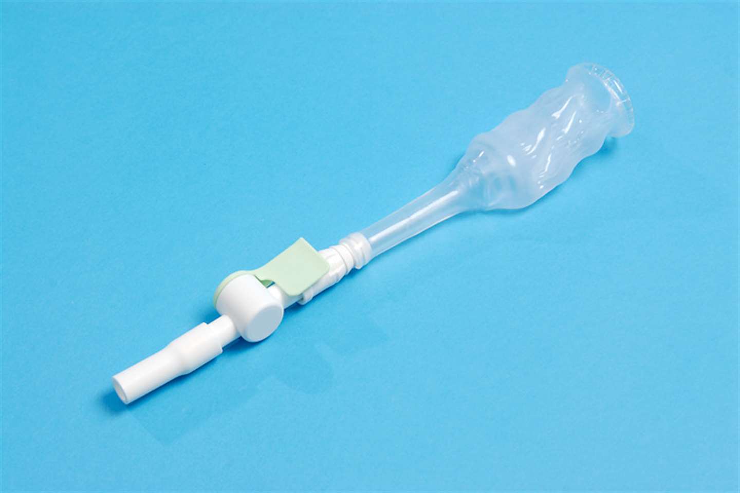 Silicone sheath and catheter valve